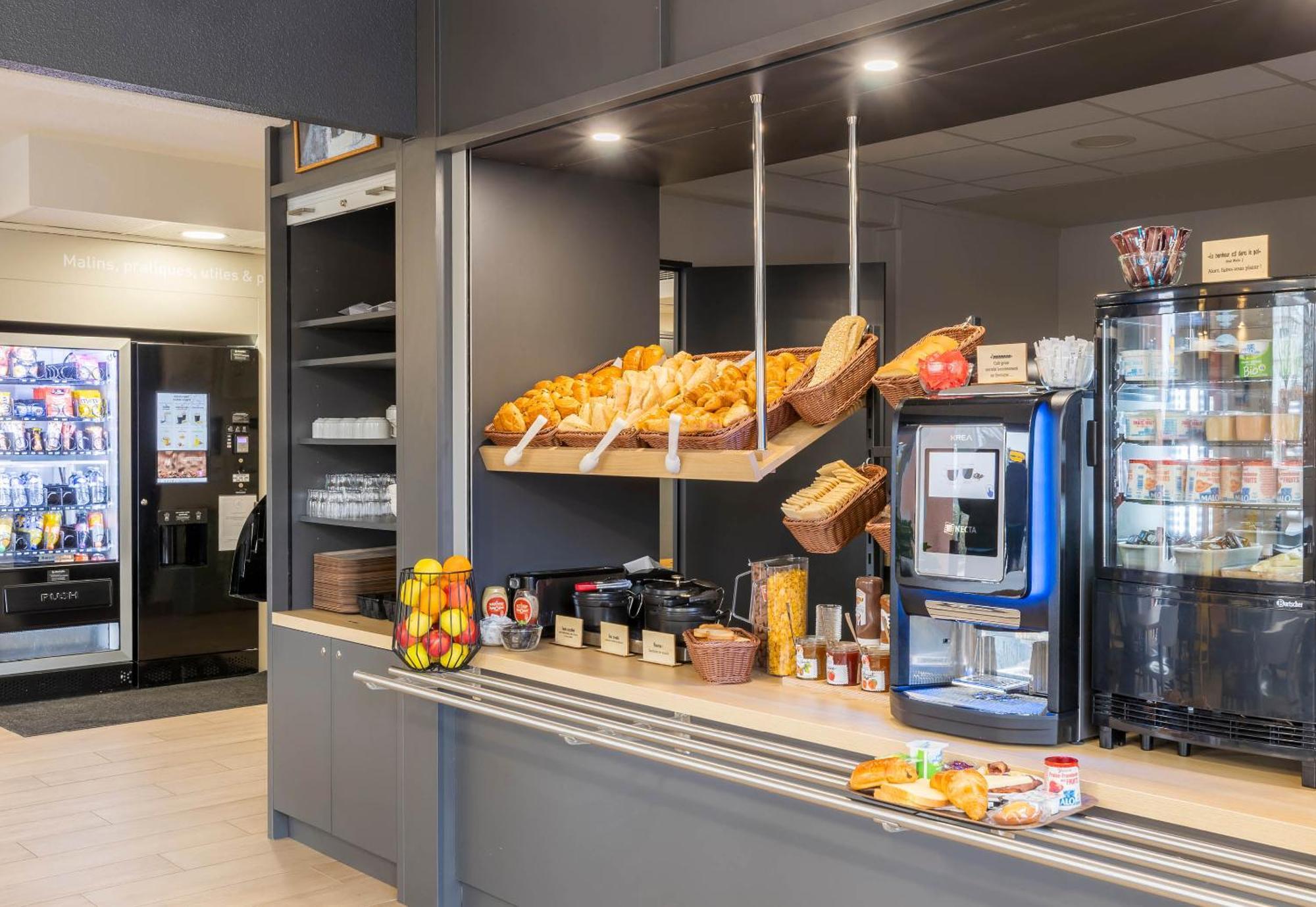 B&B Hotel Auxerre Monéteau Eksteriør billede