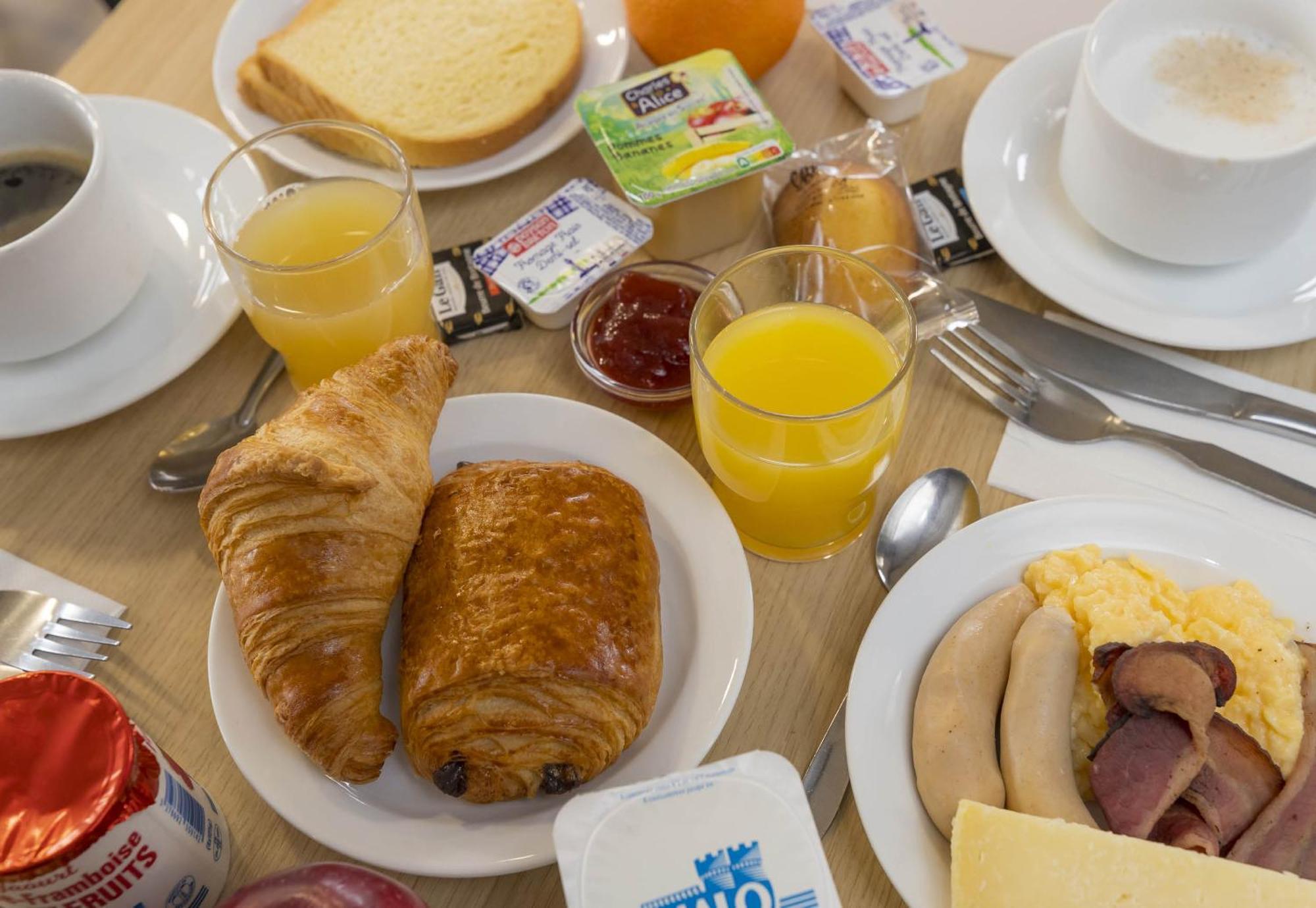 B&B Hotel Auxerre Monéteau Eksteriør billede