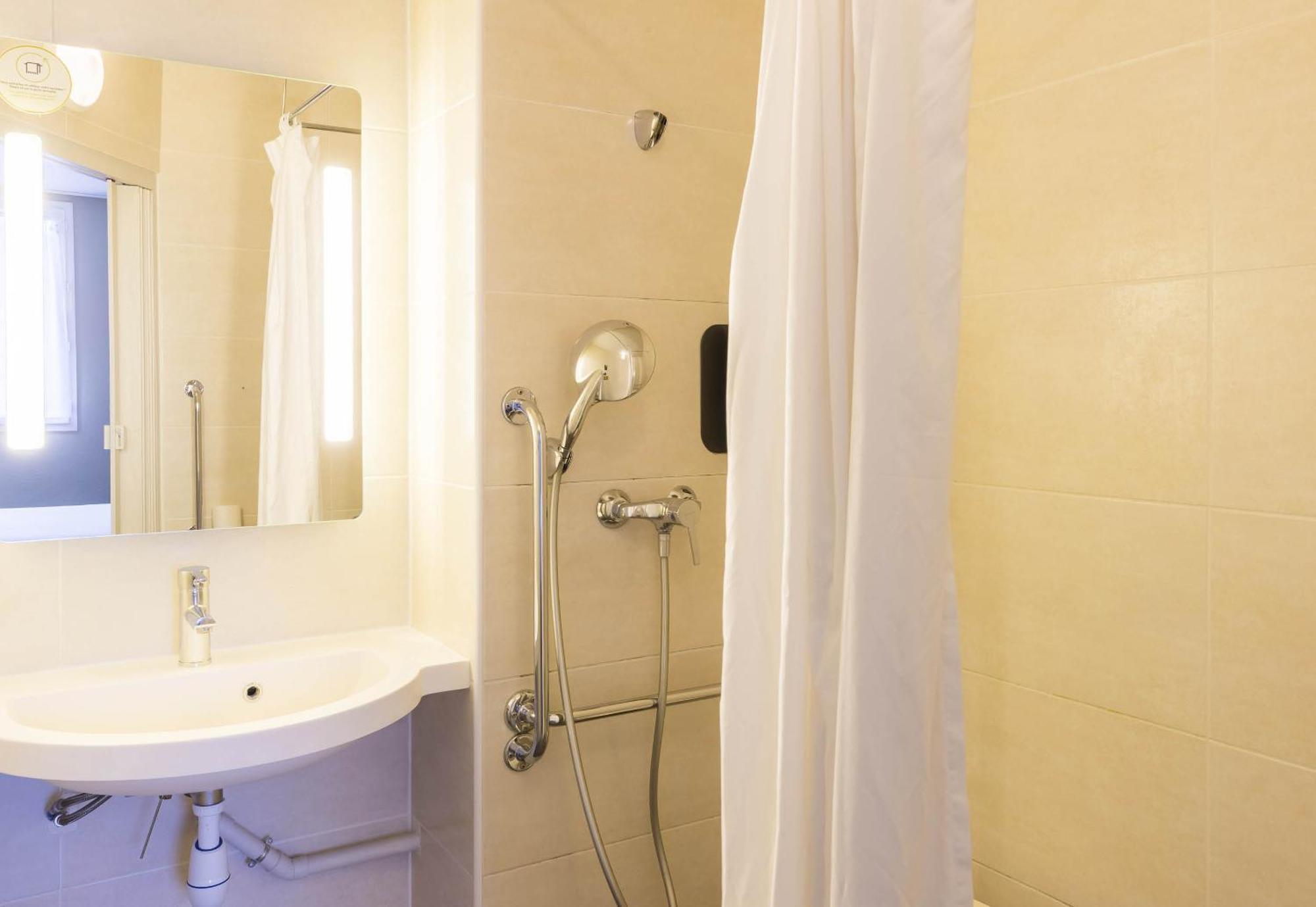 B&B Hotel Auxerre Monéteau Eksteriør billede